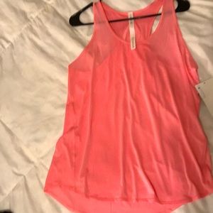 Essential tank pleated